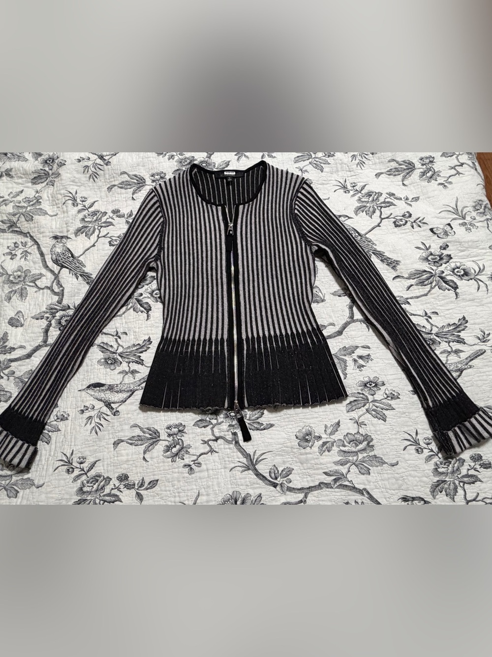 Women’s Black and Gray Striped Zip-Front Sweater Cardigan